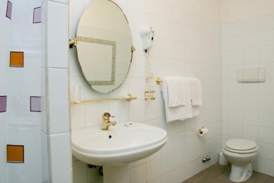Hotel Pinocchio Frascati Bagian luar foto